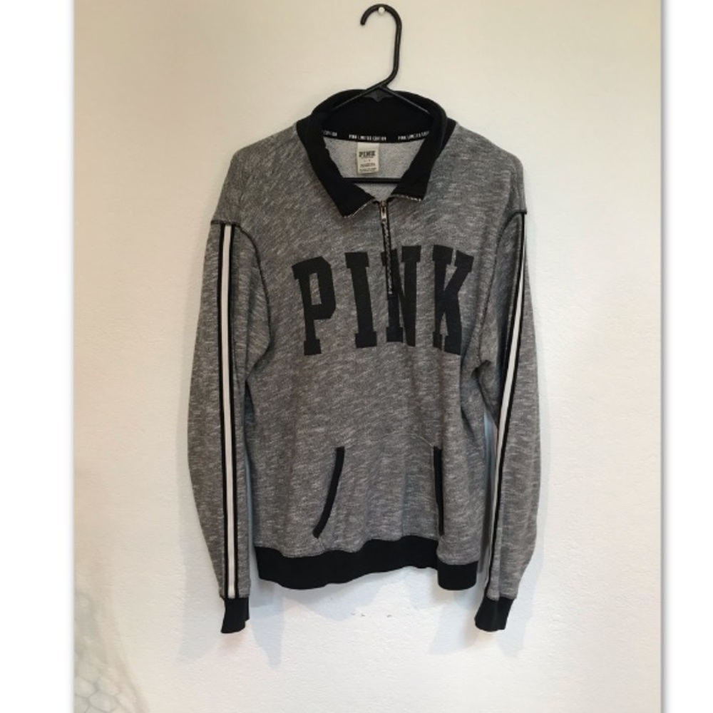 VS 1/2 Zip Sweatshirt